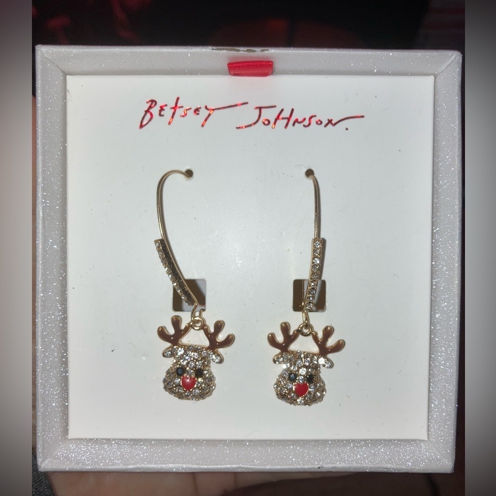 BETSEY JOHNSON Christmas Holiday Pavé Crystal Reindeer Dangle Earrings NEW NWT
